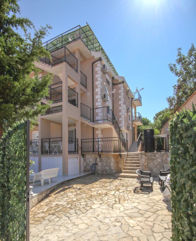 Apartments Bellavista Luštica Exterior foto