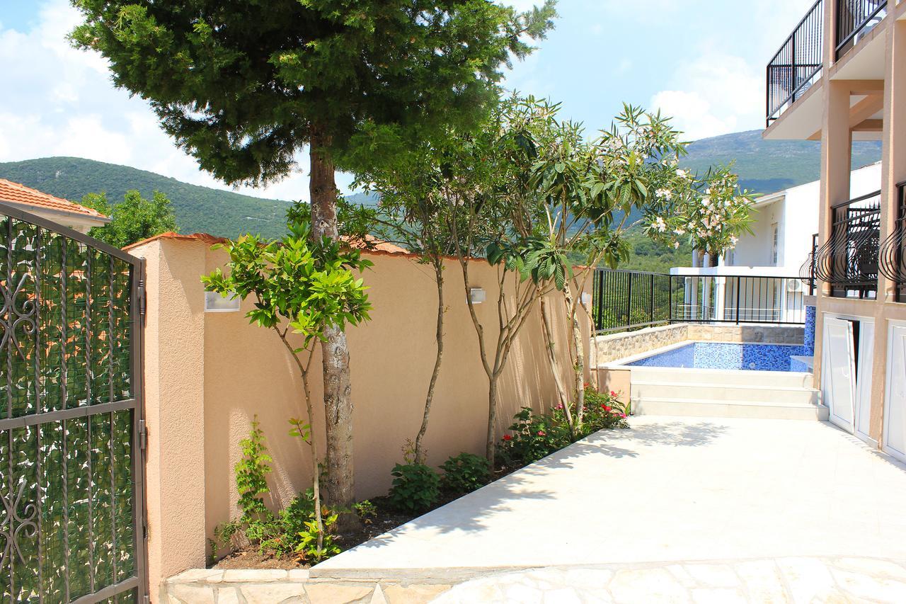 Apartments Bellavista Luštica Exterior foto